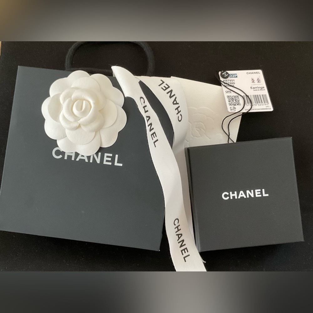 Chanel Goldtone & Lambskin Dangle Earrings - Picture 6 of 8
